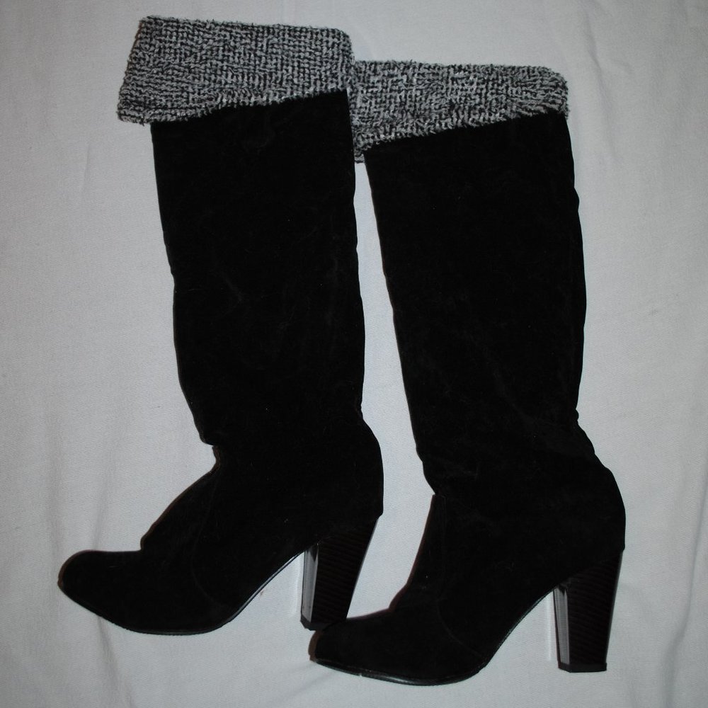 SZ 10 BLACK FAUX SUEDE KNEE HIGH WINTER BOOT